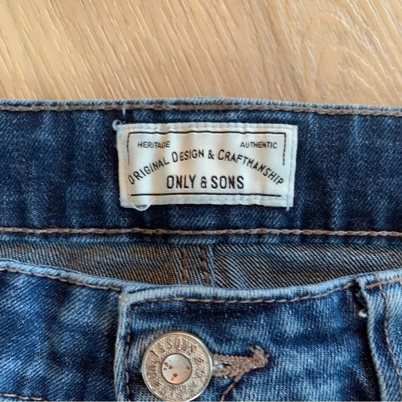 ONLY & Sons slim fitted regular rise button fly softly tapered Jeans - Picture 7 of 13